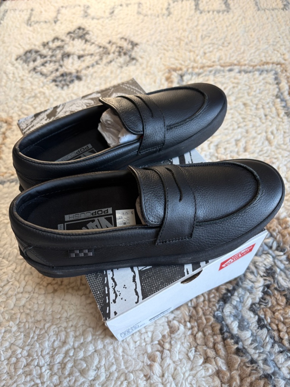 Vans skate loafer in black